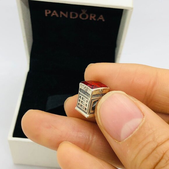 ✨🔥Pandora London Calling Booth "Call Me" Bead Charm S925 Sterling Silver - Picture 4 of 9